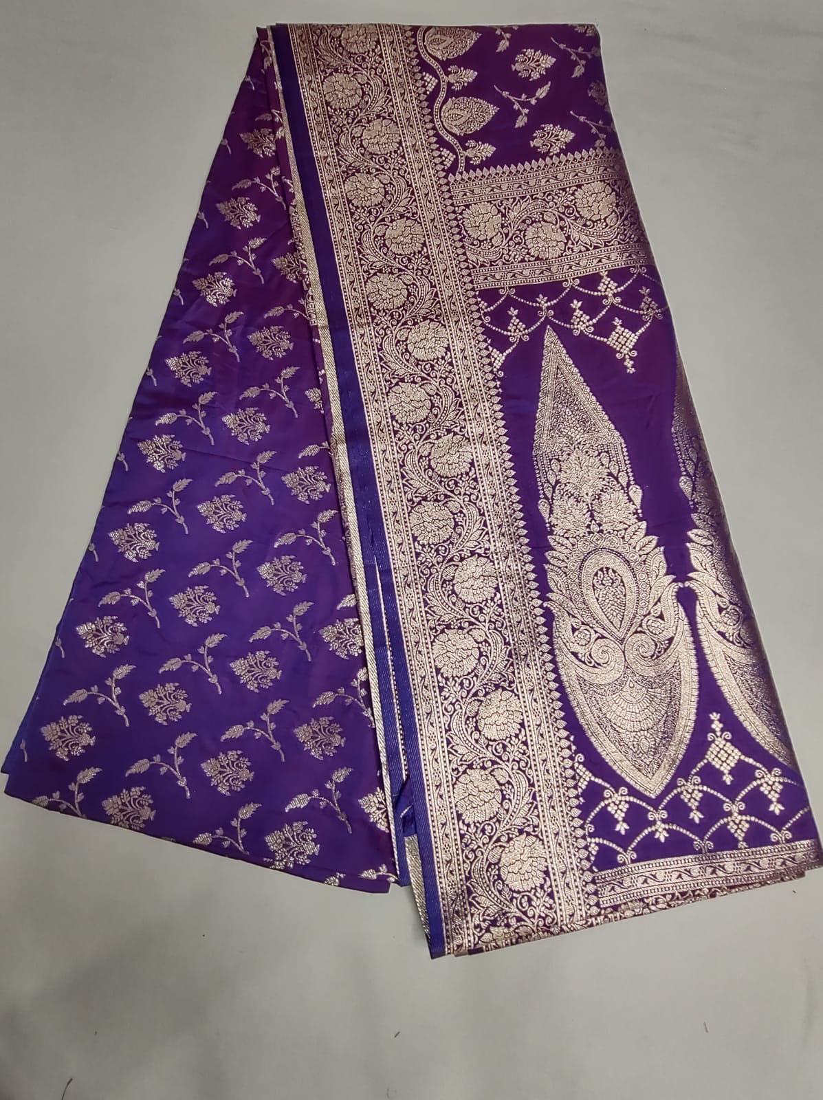 Premium Dual Tone Jal Katan Silk Saree