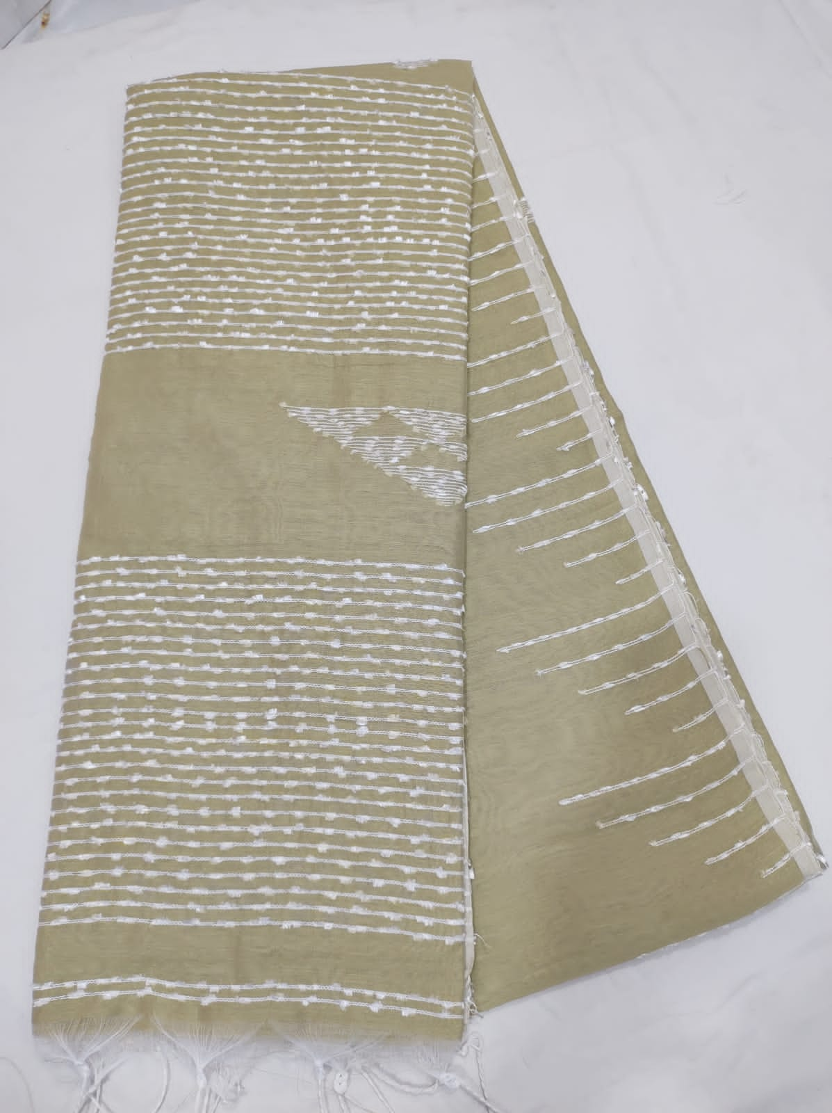 Expensive silk handloom saree